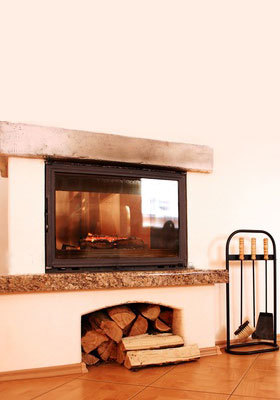 Kamin im Wohnzimmer